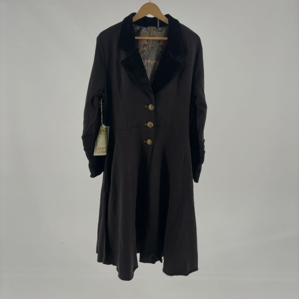 Aratta The Heart of Autumn Coat